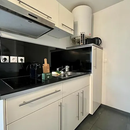 דירה Small In The Heart Of *